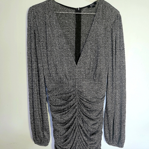 V-Neck Sexy Evening Dress, Date Night, Mini-length&Drape, Black/Grey, Sparkly - Picture 2 of 5